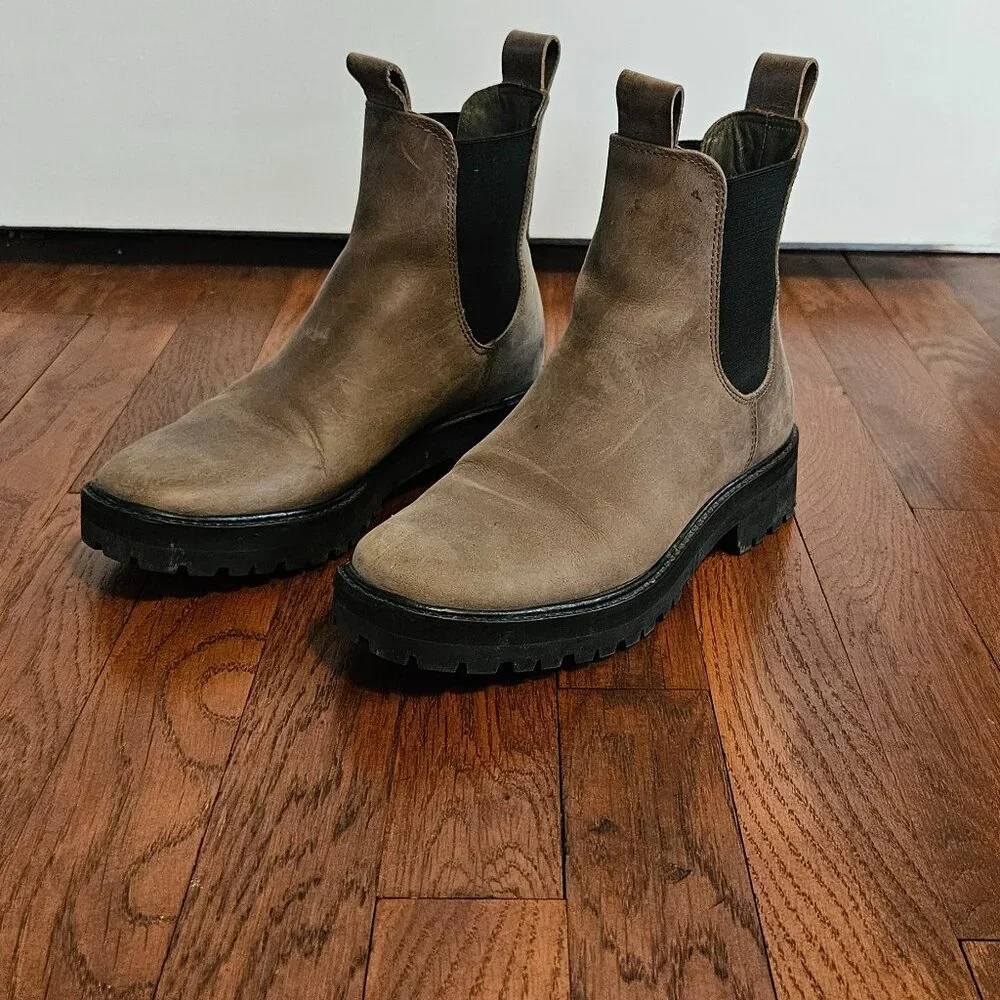 Everlane The Lug Sole Chelsea Boots - Taupe 7.5 - Picture 4 of 7